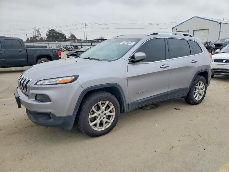 2018 JEEP CHEROKEE — VIN 1C4PJMCB1JD560412
