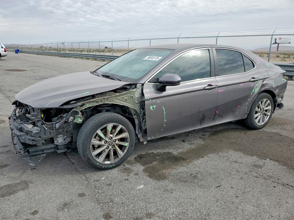 2021 TOYOTA CAMRY — VIN 4T1C11AK8MU580270