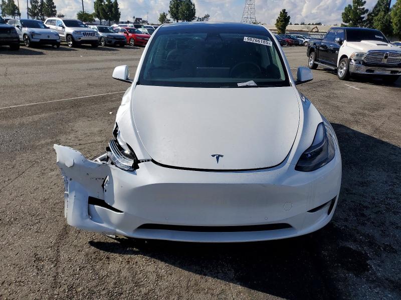 7SAYGDEE9NF552618