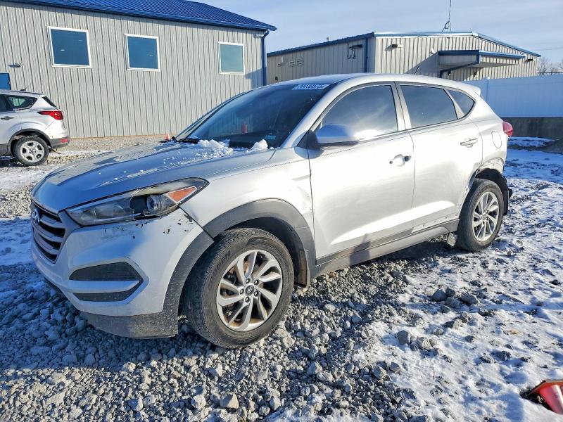 2016 HYUNDAI TUCSON — VIN KM8J23A49GU238462