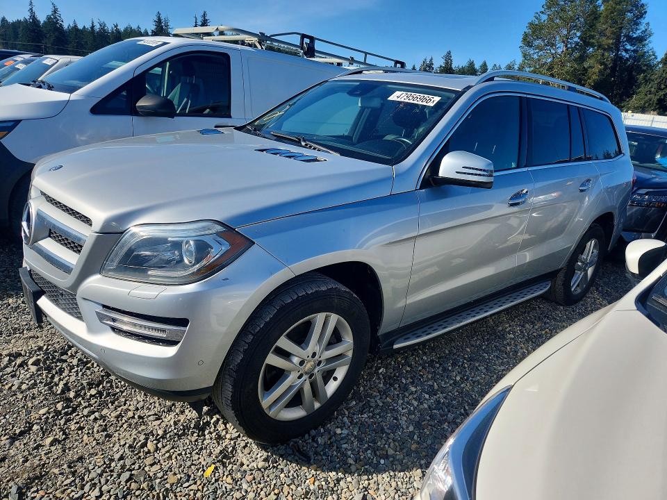 2016 MERCEDES-BENZ GL — VIN 4JGDF6EE3GA700327