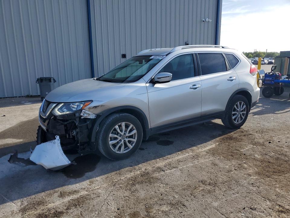 2017 NISSAN ROGUE — VIN KNMAT2MT1HP613257