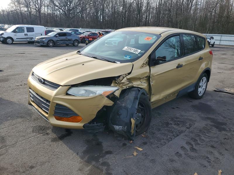 2014 FORD ESCAPE S — VIN 1FMCU0F77EUC34816