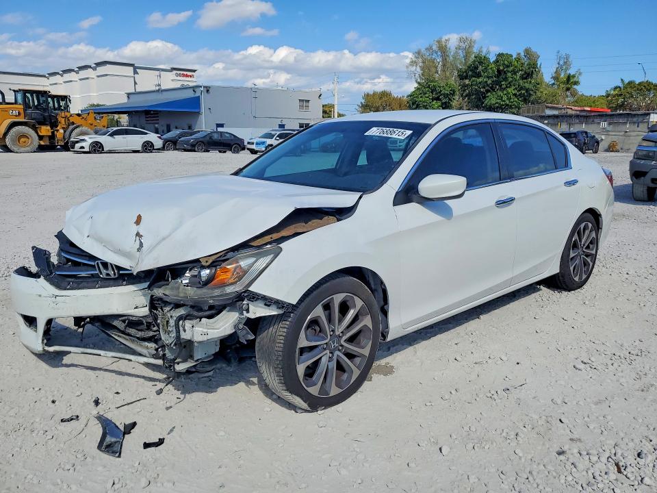 2015 HONDA ACCORD — VIN 1HGCR2F57FA251829