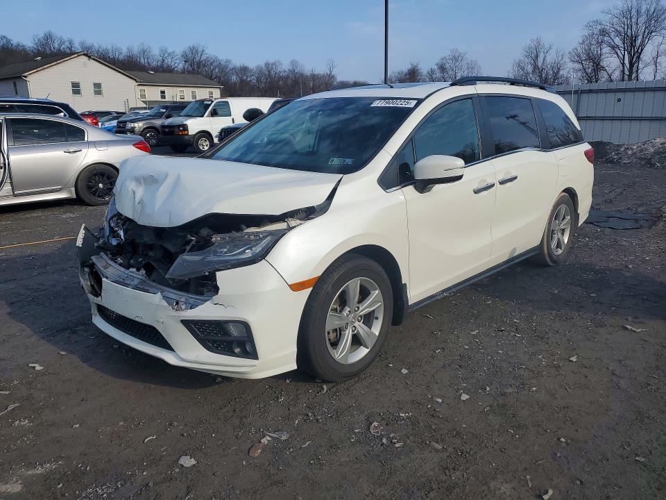 2018 HONDA ODYSSEY — VIN 5FNRL6H75JB001909