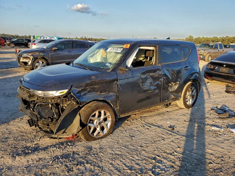 2022 KIA SOUL — VIN KNDJ23AU6N7821085