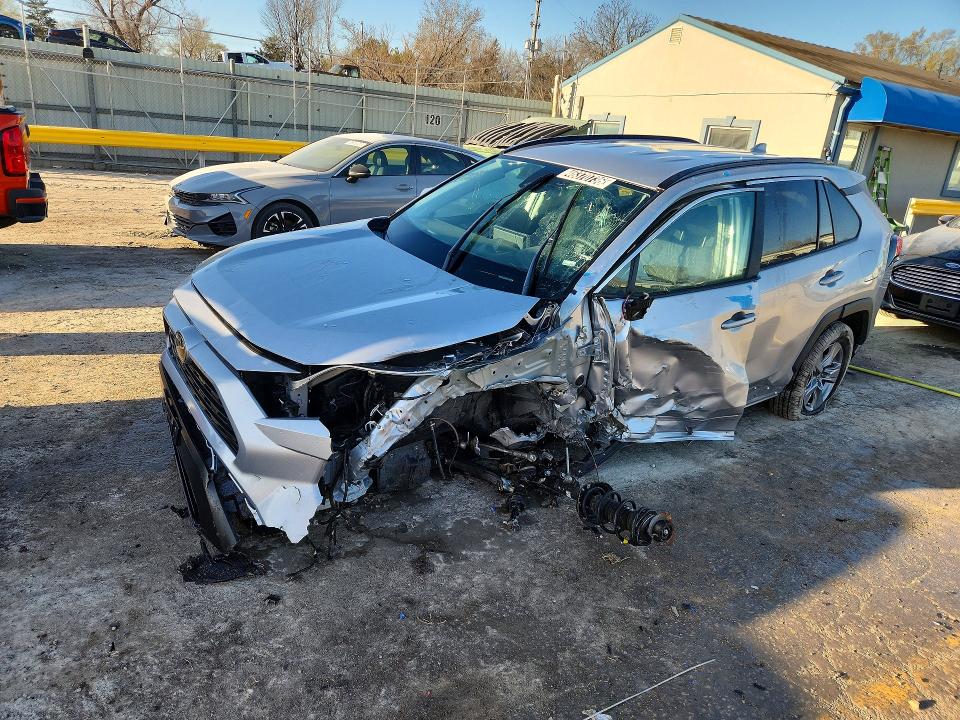 2025 TOYOTA RAV4 — VIN 2T3P1RFV2SC546186