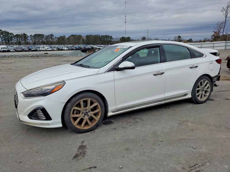 2018 HYUNDAI SONATA — VIN 5NPE34AB3JH675222