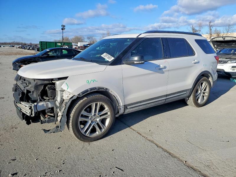 2017 FORD EXPLORER — VIN 1FM5K7D82HGD99047