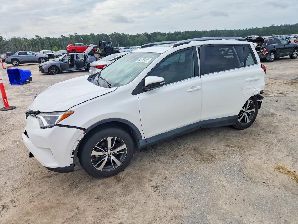 2017 TOYOTA RAV4 — VIN 2T3WFREVXHW395877