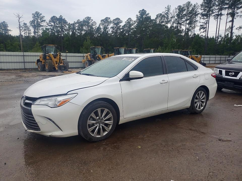 2016 TOYOTA CAMRY — VIN 4T1BF1FK2GU606517