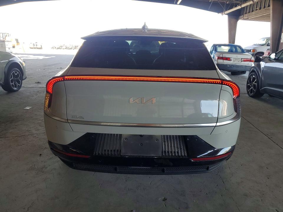 KNDC34LA4N5081031