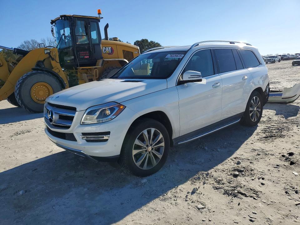 2015 MERCEDES-BENZ GL — VIN 4JGDF6EEXFA556063