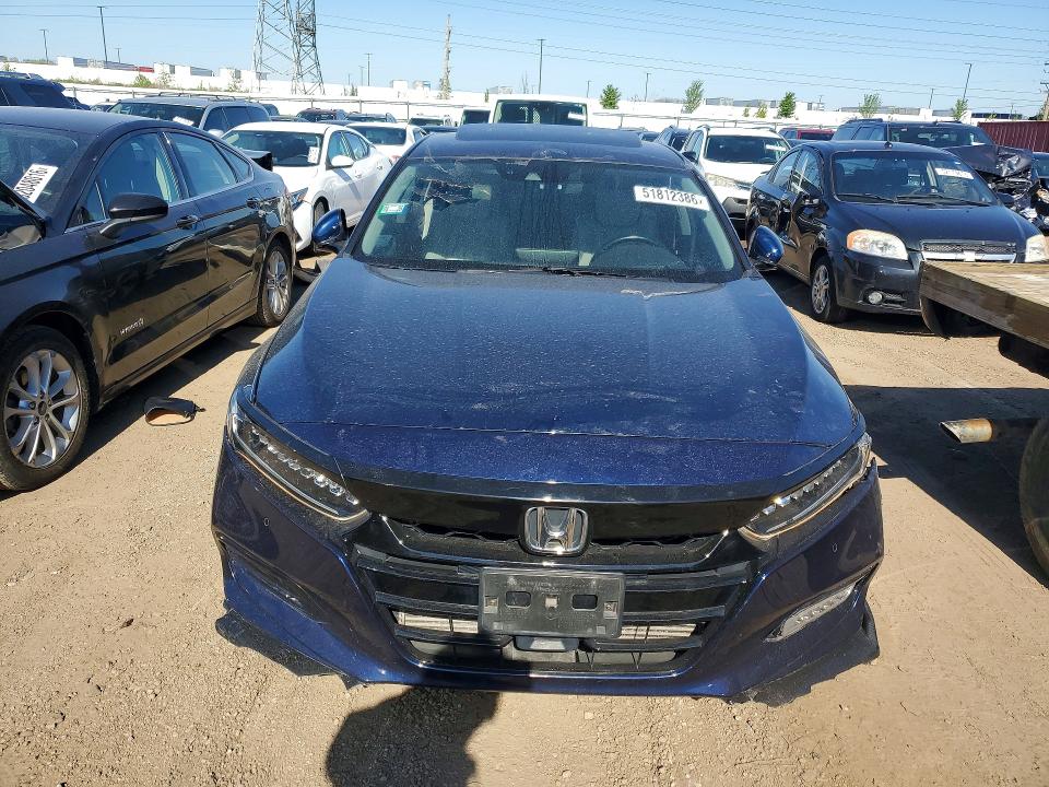 1HGCV2F96KA012927