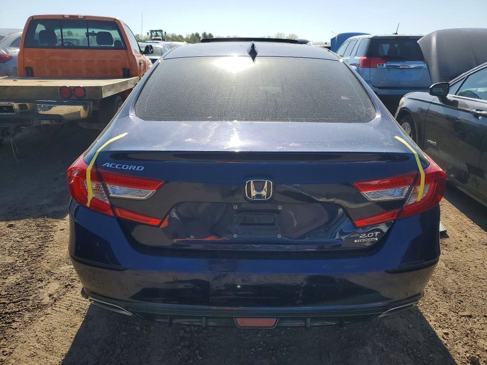 1HGCV2F96KA012927