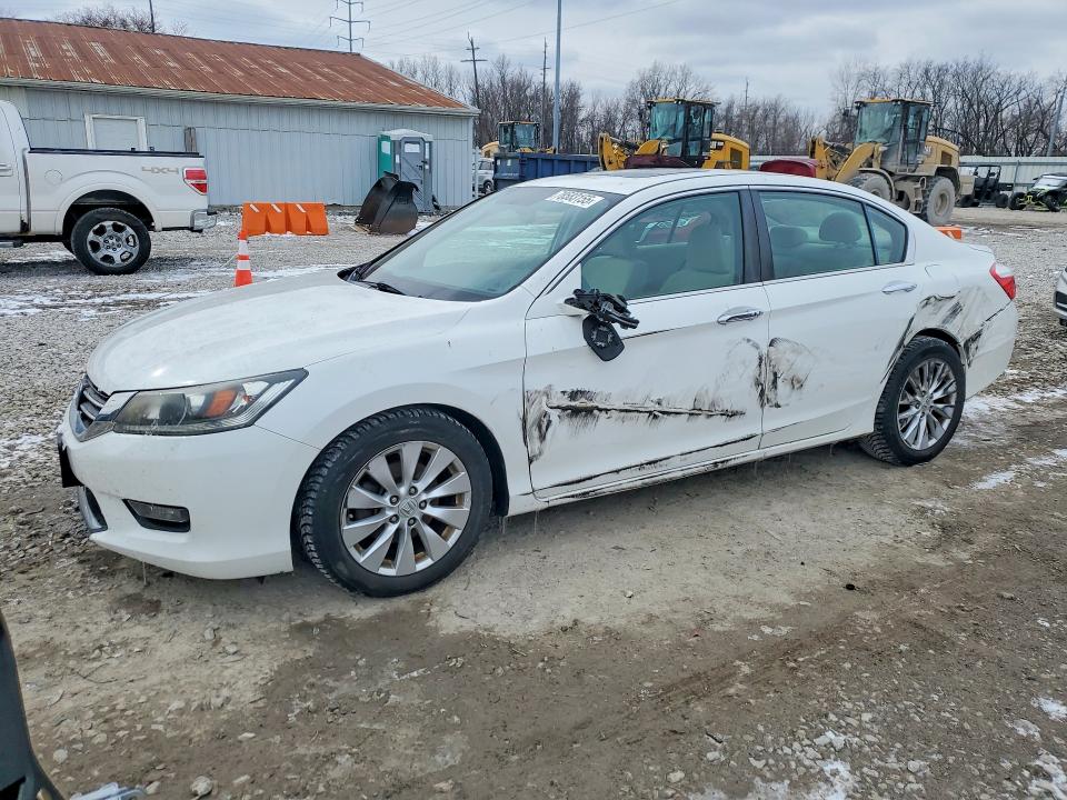 2015 HONDA ACCORD — VIN 1HGCR2F78FA245863