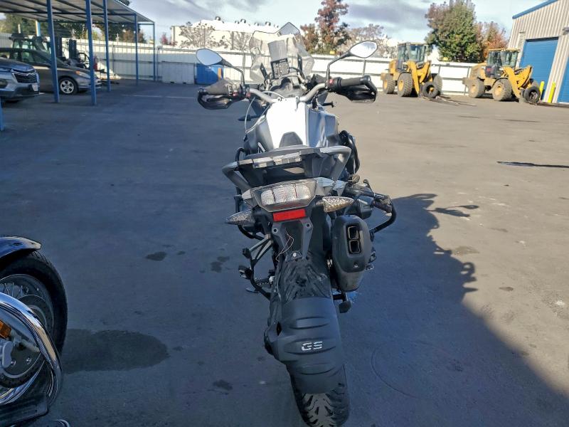 WB10A1106GZ189807