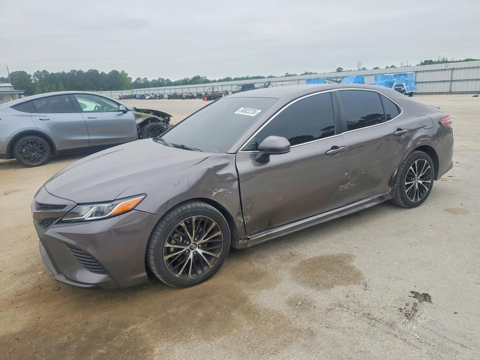 2018 TOYOTA CAMRY — VIN 4T1B11HKXJU511626