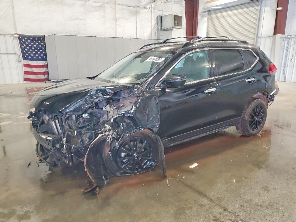 2018 NISSAN ROGUE — VIN 5N1AT2MV9JC757603