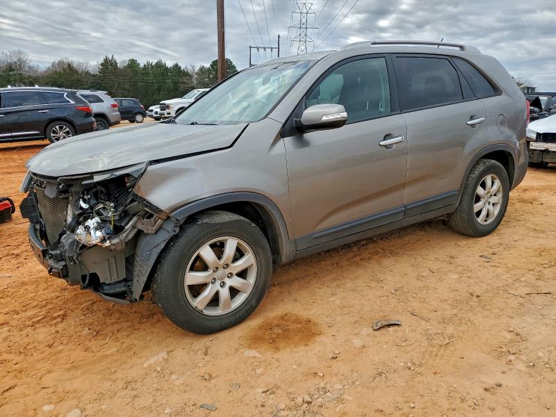 2013 KIA SORENTO LX — VIN 5XYKT4A21DG315123