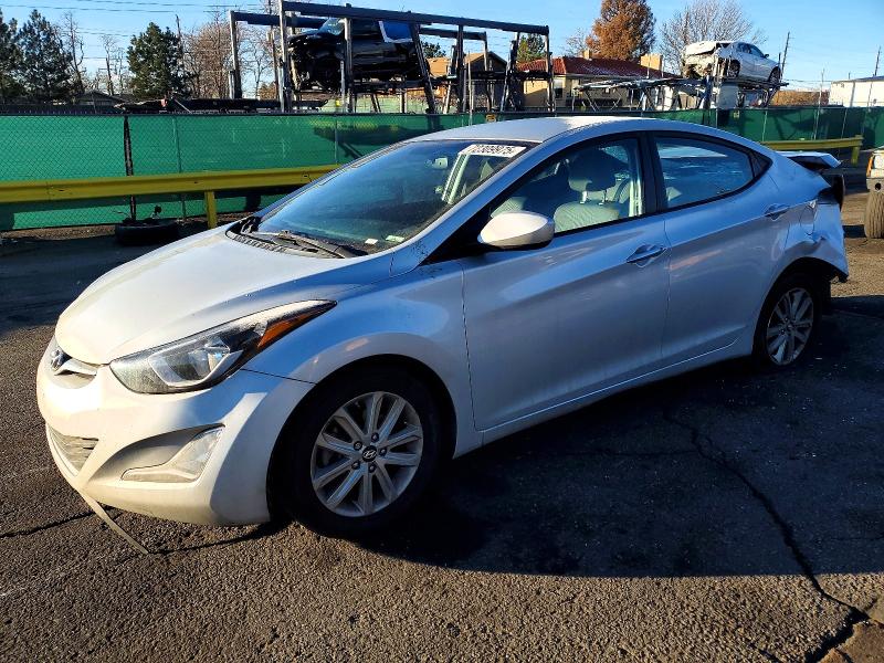 2015 HYUNDAI ELANTRA SE — VIN KMHDH4AE2FU300826