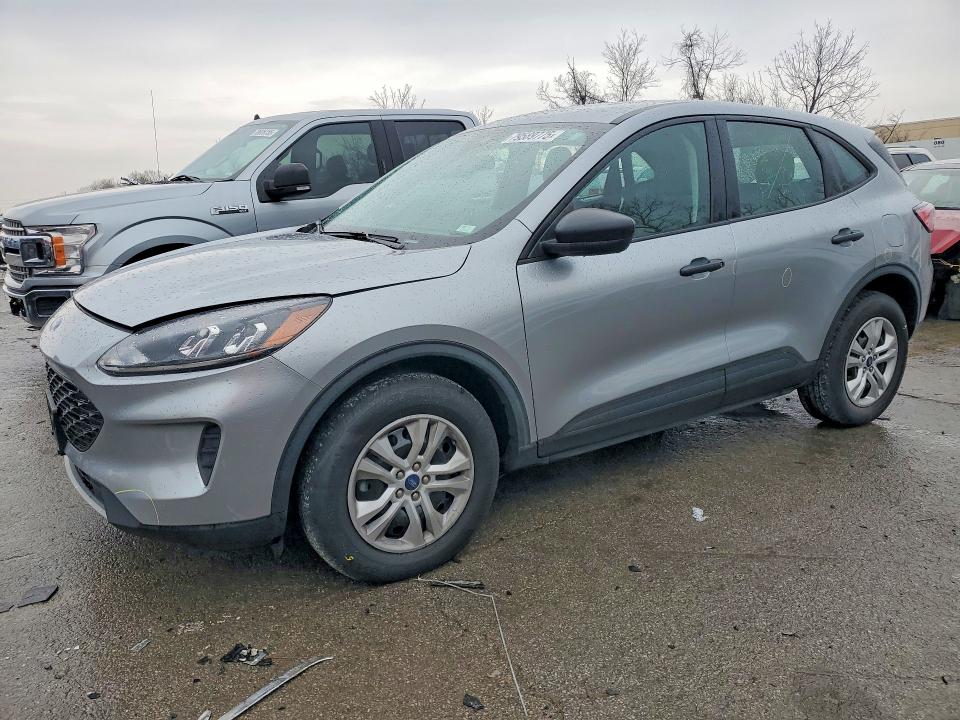 2022 FORD ESCAPE — VIN 1FMCU9F65NUB55625