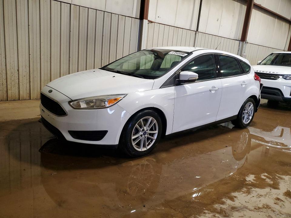 2017 FORD FOCUS — VIN 1FADP3K20HL272318