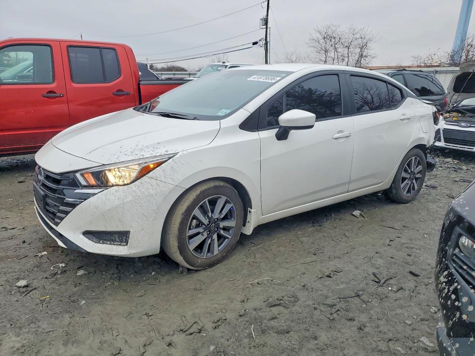 2024 NISSAN VERSA — VIN 3N1CN8EV2RL877173