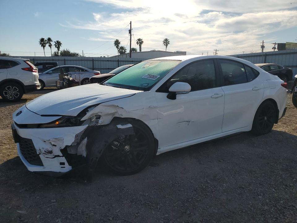 2026 TOYOTA CAMRY — VIN 4T1DAACK6TU212086