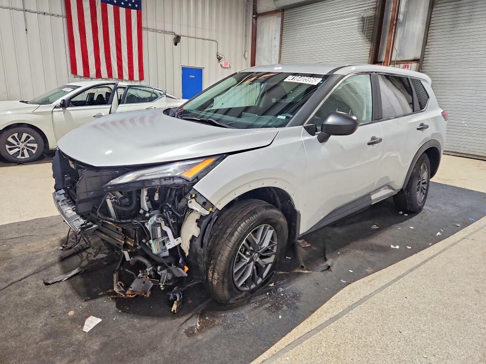 2024 NISSAN ROGUE — VIN 5N1BT3AA3RC673672