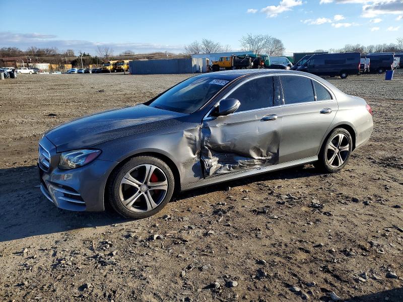 2017 MERCEDES-BENZ E — VIN WDDZF4KB8HA125996