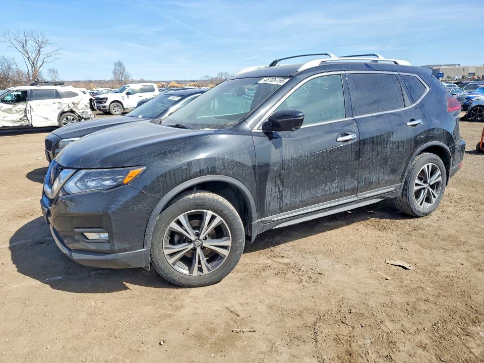 2018 NISSAN ROGUE — VIN 5N1AT2MV7JC761195