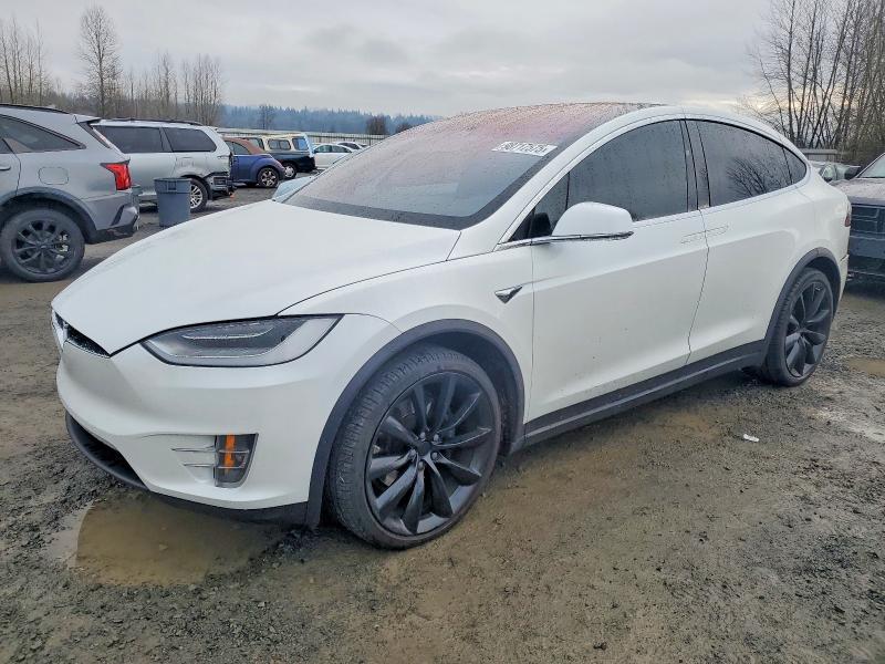 2020 TESLA MODEL X — VIN 5YJXCBE21LF249506