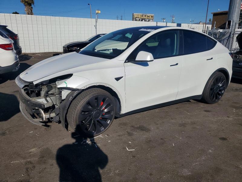 2022 TESLA MODEL Y — VIN 7SAYGDEFXNF409931