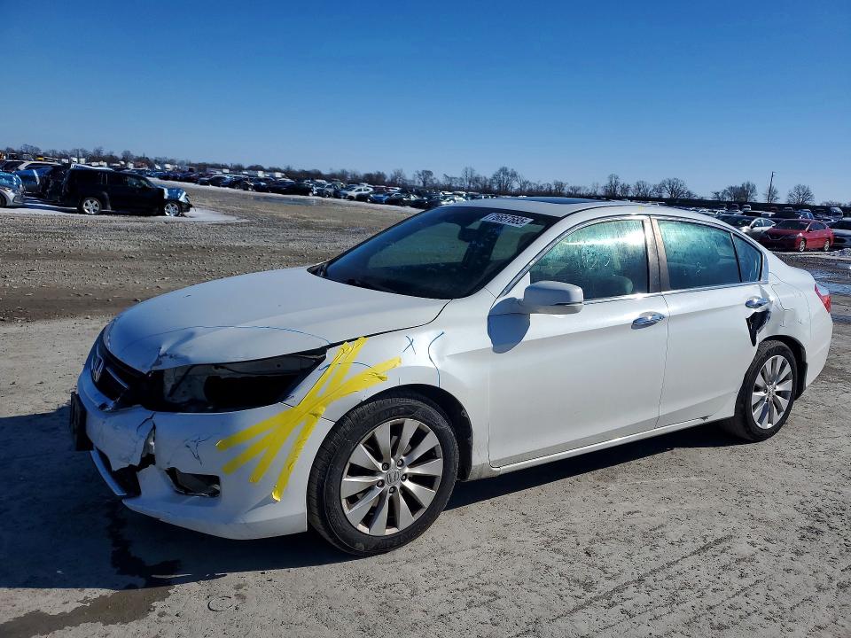 2015 HONDA ACCORD — VIN 1HGCR2F87FA002621