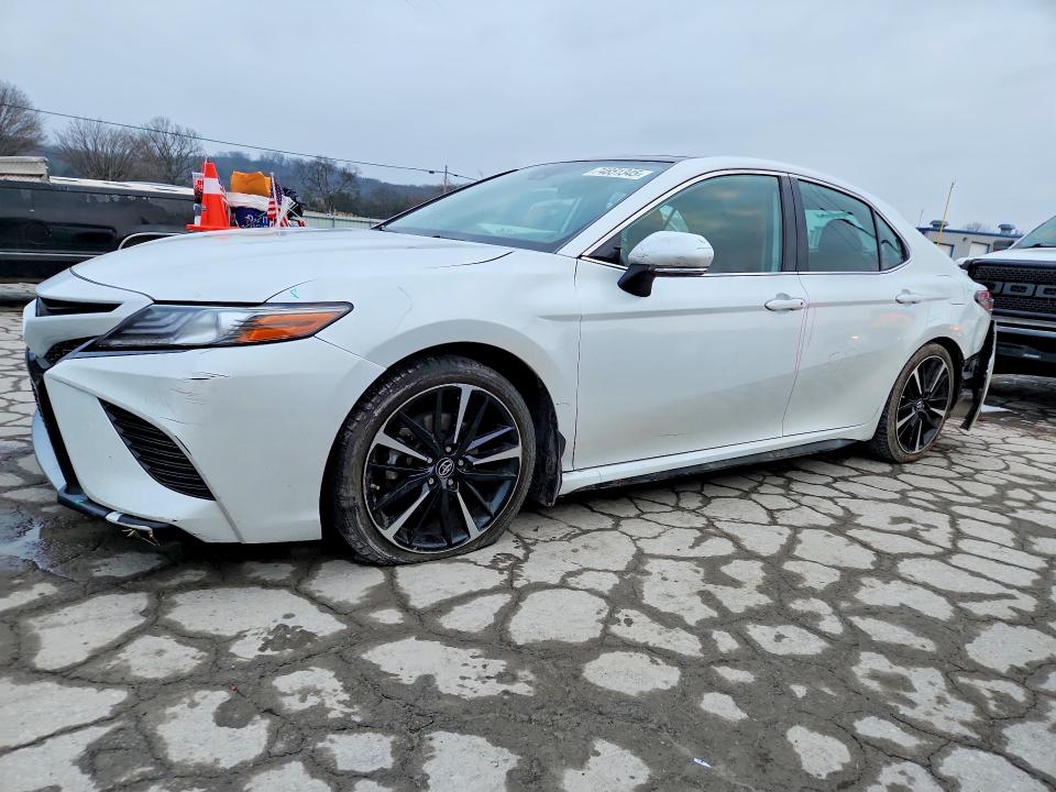 2019 TOYOTA CAMRY — VIN 4T1B61HK9KU716325