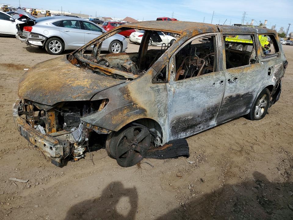 2020 TOYOTA SIENNA — VIN 5TDKZ3DC7LS064851