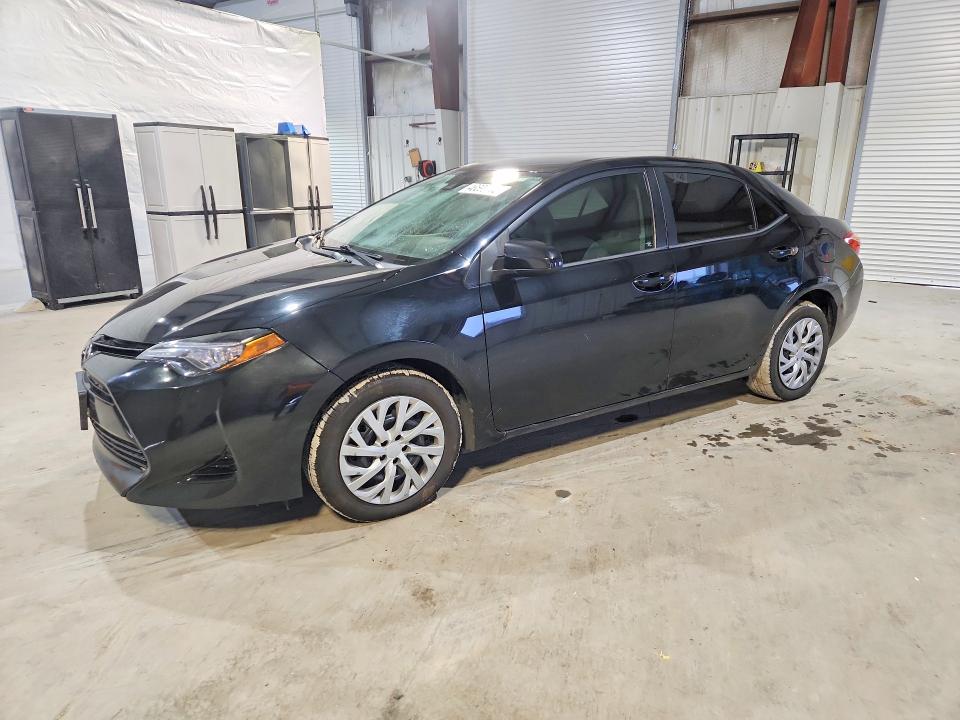 2017 TOYOTA COROLLA — VIN 2T1BURHE8HC810575