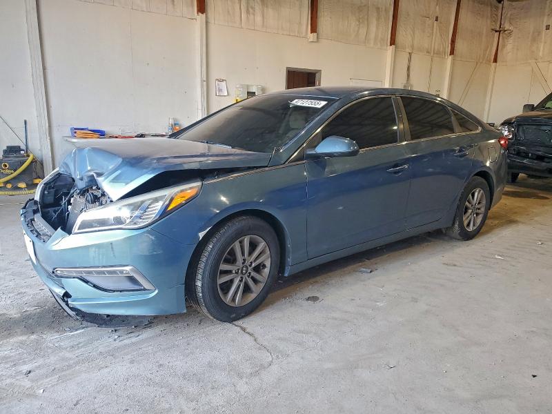 2015 HYUNDAI SONATA SE — VIN 5NPE24AF3FH130523