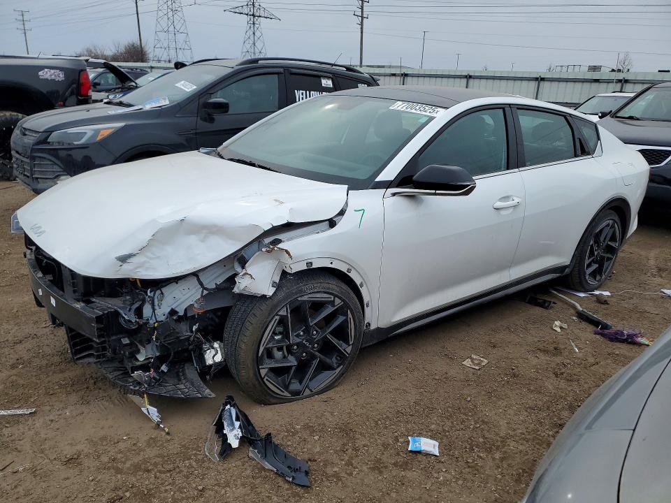 2025 KIA K4 — VIN 3KPFW4DE3SE053565