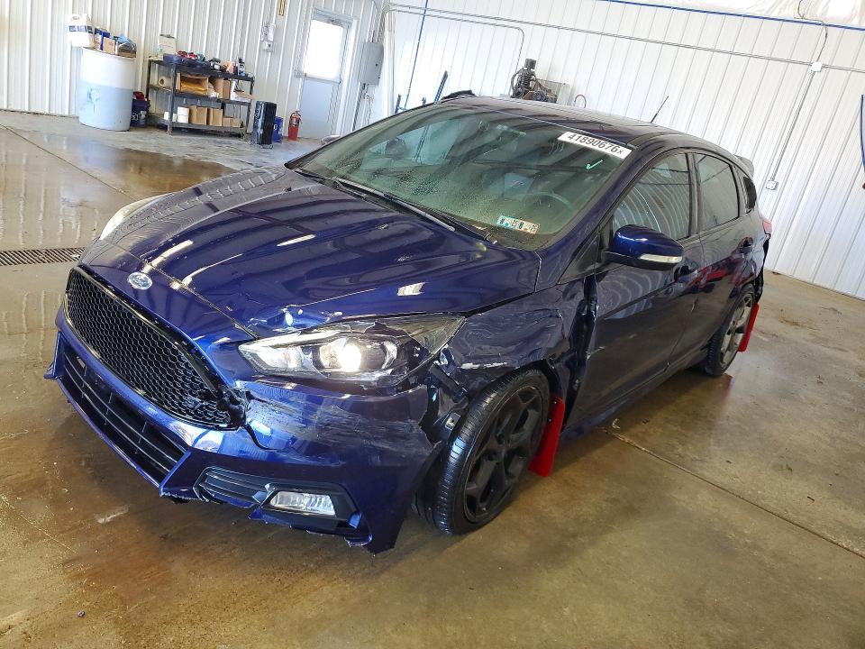 2017 FORD FOCUS — VIN 1FADP3L95HL262380