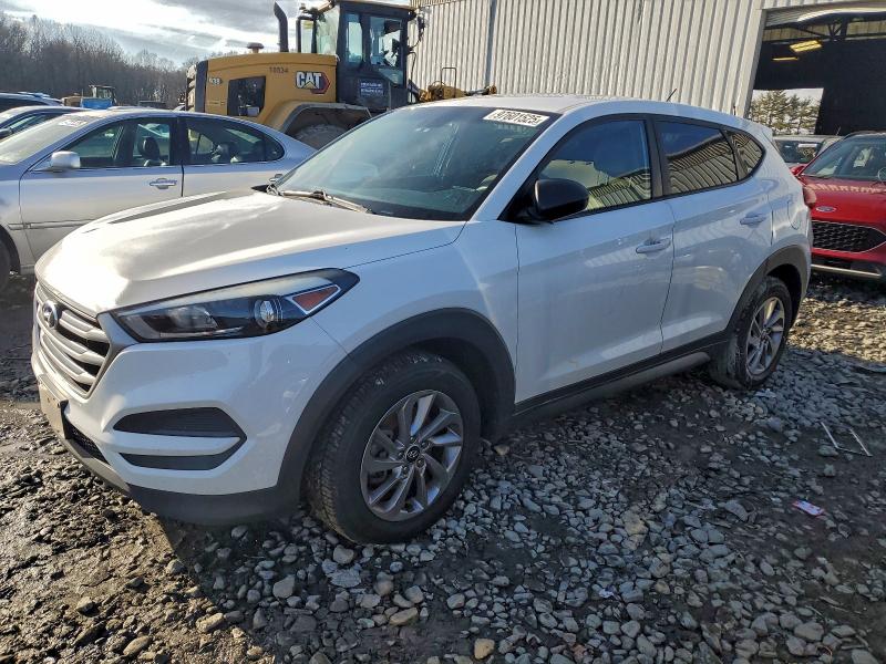 2018 HYUNDAI TUCSON SE — VIN KM8J2CA43JU684517