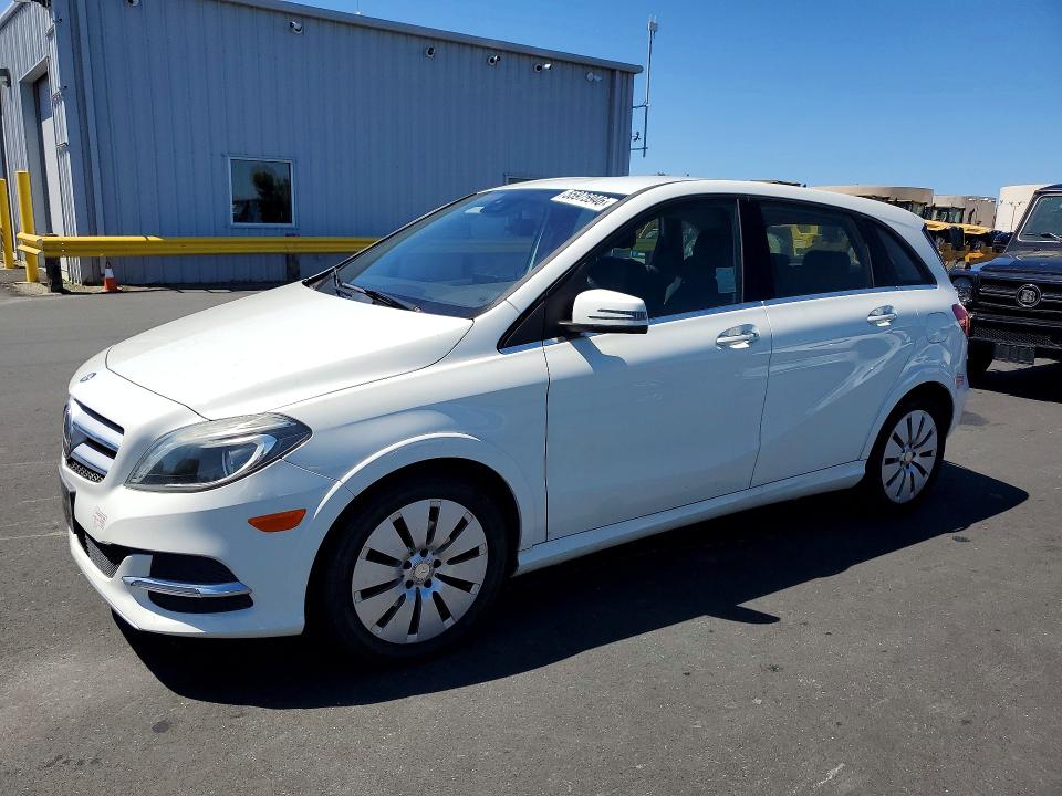 2015 MERCEDES-BENZ B — VIN WDDVP9AB3FJ004705