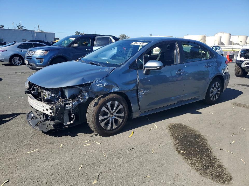 2022 TOYOTA COROLLA — VIN JTDEAMDE9NJ042572