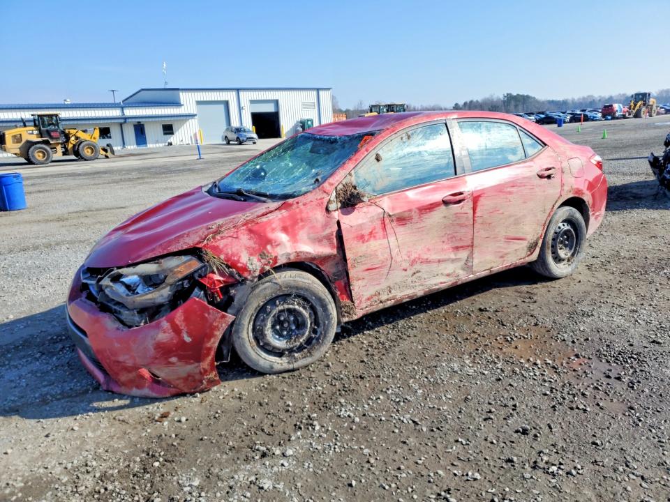 2015 TOYOTA COROLLA — VIN 2T1BURHE6FC230173