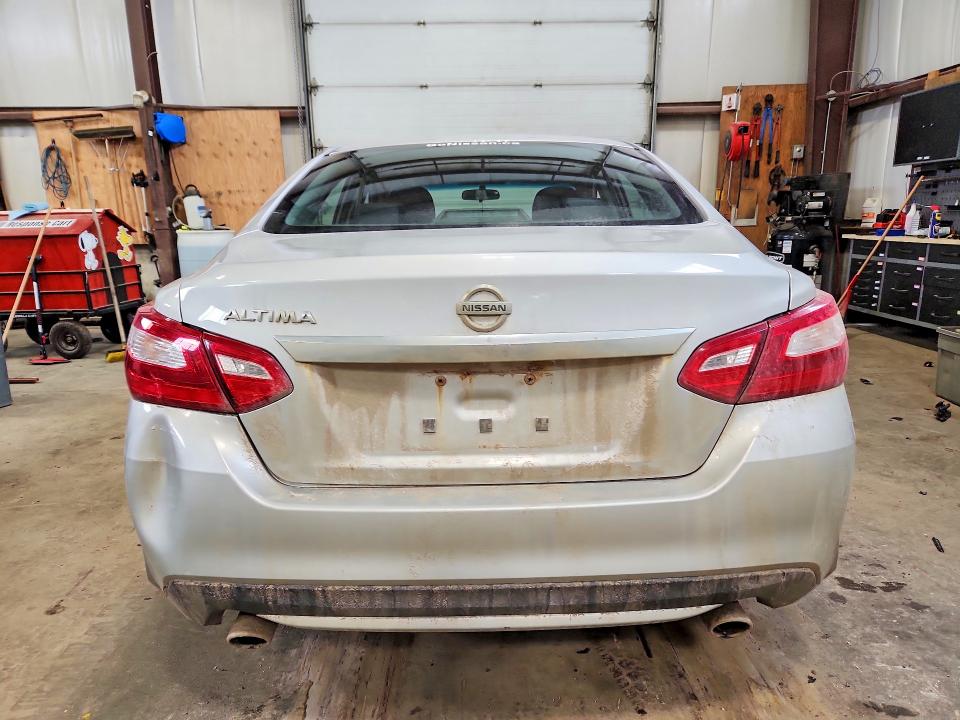 1N4AL3AP4GN316478