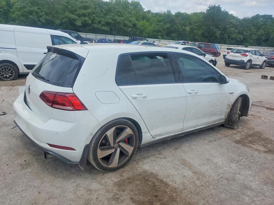 3VW447AU7JM277563