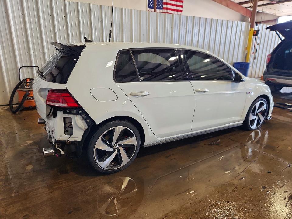 3VW5T7AU6LM006374