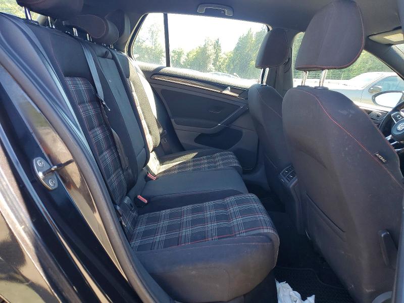 3VW5T7AU9GM021831