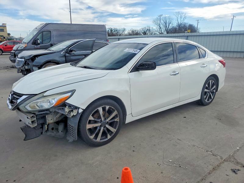 2016 NISSAN ALTIMA — VIN 1N4AL3AP7GC241755